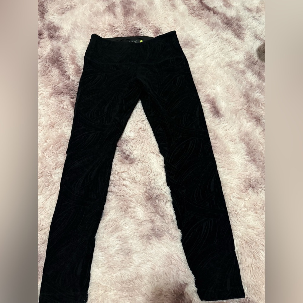 Lysse Black Textured Leggings